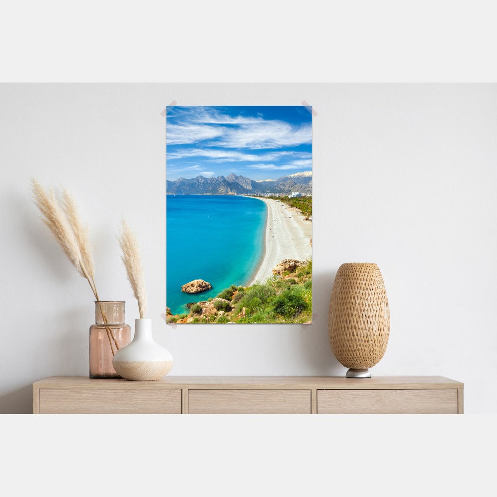 Poster ruhiger strand von Konyaalti, Antalya – Wallnifity® Poster ruhiger strand von Konyaalti, Antalya – Wallnifity®