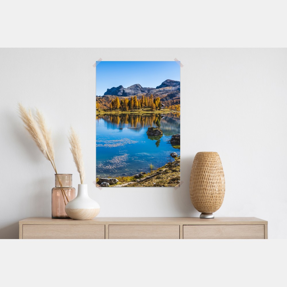 Poster herbstlicher alpensee mit bergreflexion – Wallnifity® Poster herbstlicher alpensee mit bergreflexion – Wallnifity®