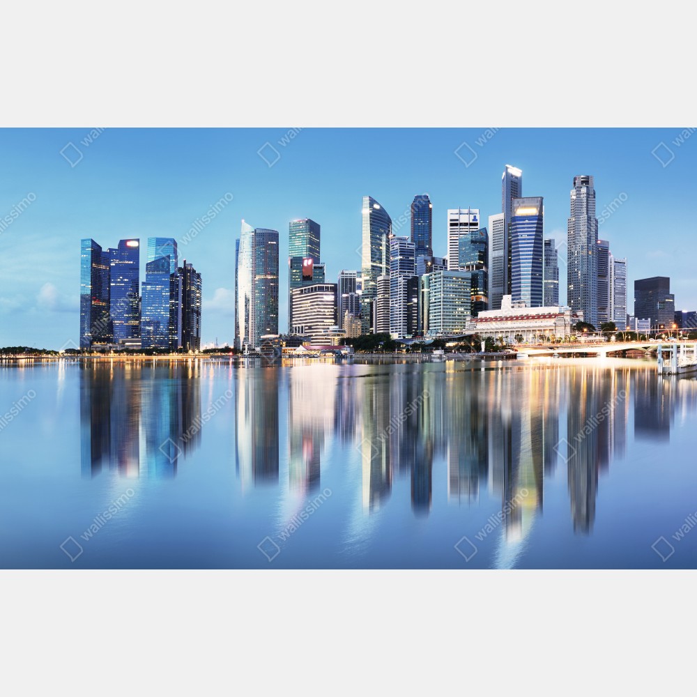 Poster moderne stadtskyline gespiegelt im wasser – Wallnifity® Poster moderne stadtskyline gespiegelt im wasser – Wallnifity®