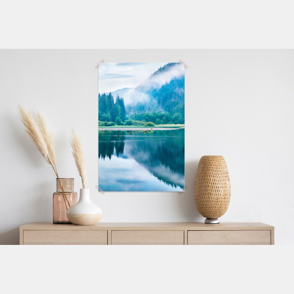 Poster nebliger morgen am see Lacu Rosu, Rumänien – Wallnifity® Poster nebliger morgen am see Lacu Rosu, Rumänien – Wallnifity®