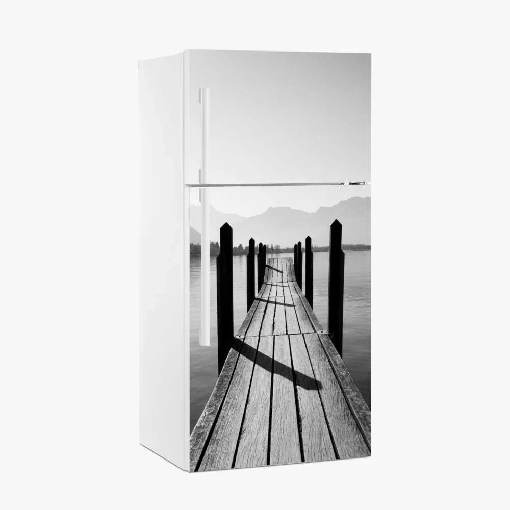 Kühlschrankaufkleber ruhiger steg am see in schwarzweiß – Wallnifity® Kühlschrankaufkleber ruhiger steg am see in schwarzweiß – Wallnifity®