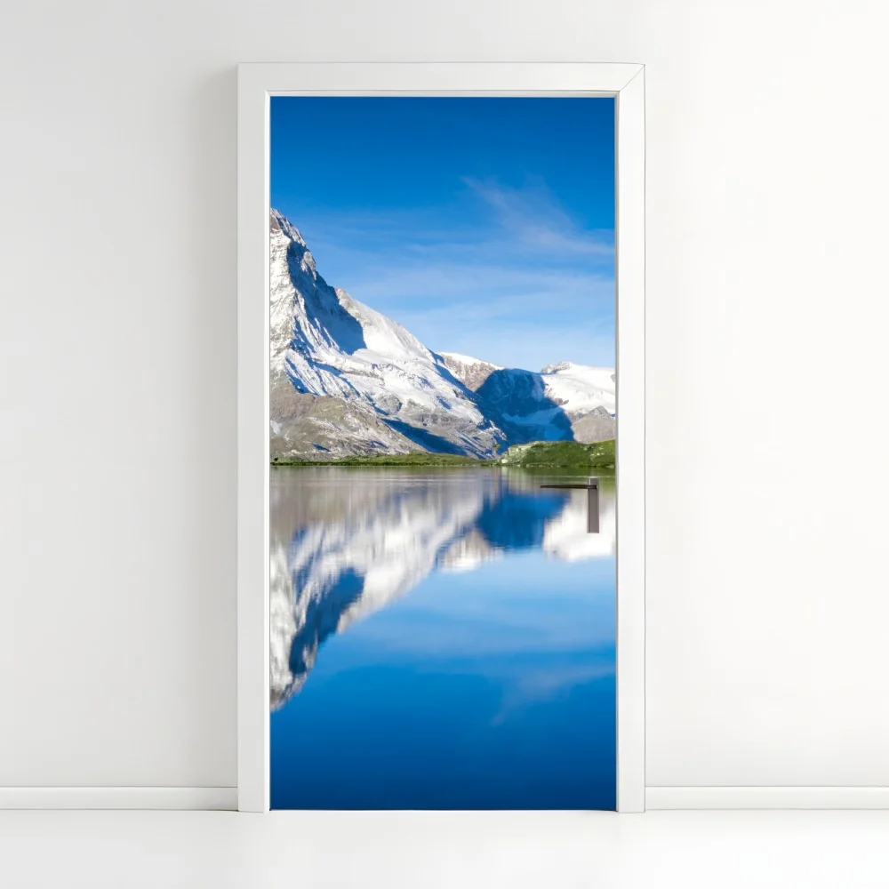 Türaufkleber majestätische bergspiegelung über alpensee – Wallnifity® Türaufkleber majestätische bergspiegelung über alpensee – Wallnifity®