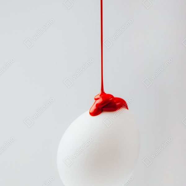 Tischaufkleber und Schreibtischaufkleber rote farbtröpfchen auf weißem ei – Wallnifity® Tischaufkleber und Schreibtischaufkleber rote farbtröpfchen auf weißem ei – Wallnifity®