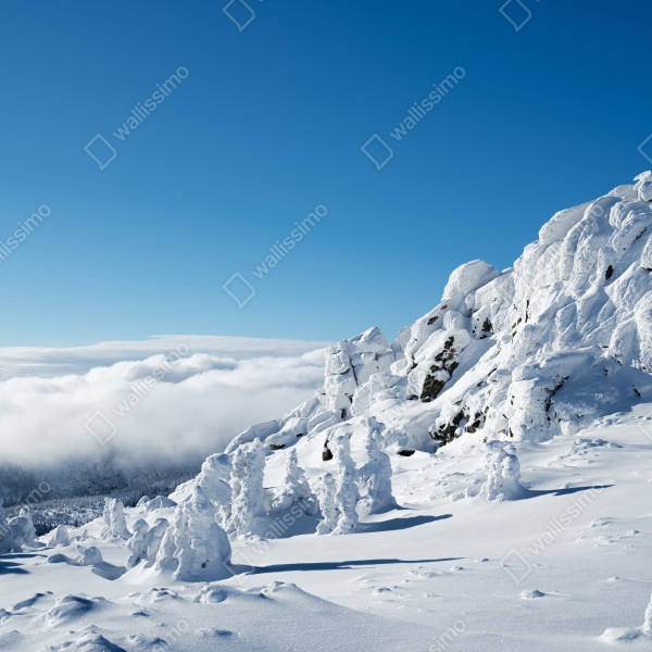Tischaufkleber und Schreibtischaufkleber ruhige verschneite berglandschaft – Wallnifity® Tischaufkleber und Schreibtischaufkleber ruhige verschneite berglandschaft – Wallnifity®