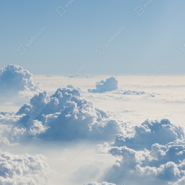 Tischaufkleber und Schreibtischaufkleber luftige wolkenlandschaft im soften blau – Wallnifity® Tischaufkleber und Schreibtischaufkleber luftige wolkenlandschaft im soften blau – Wallnifity®