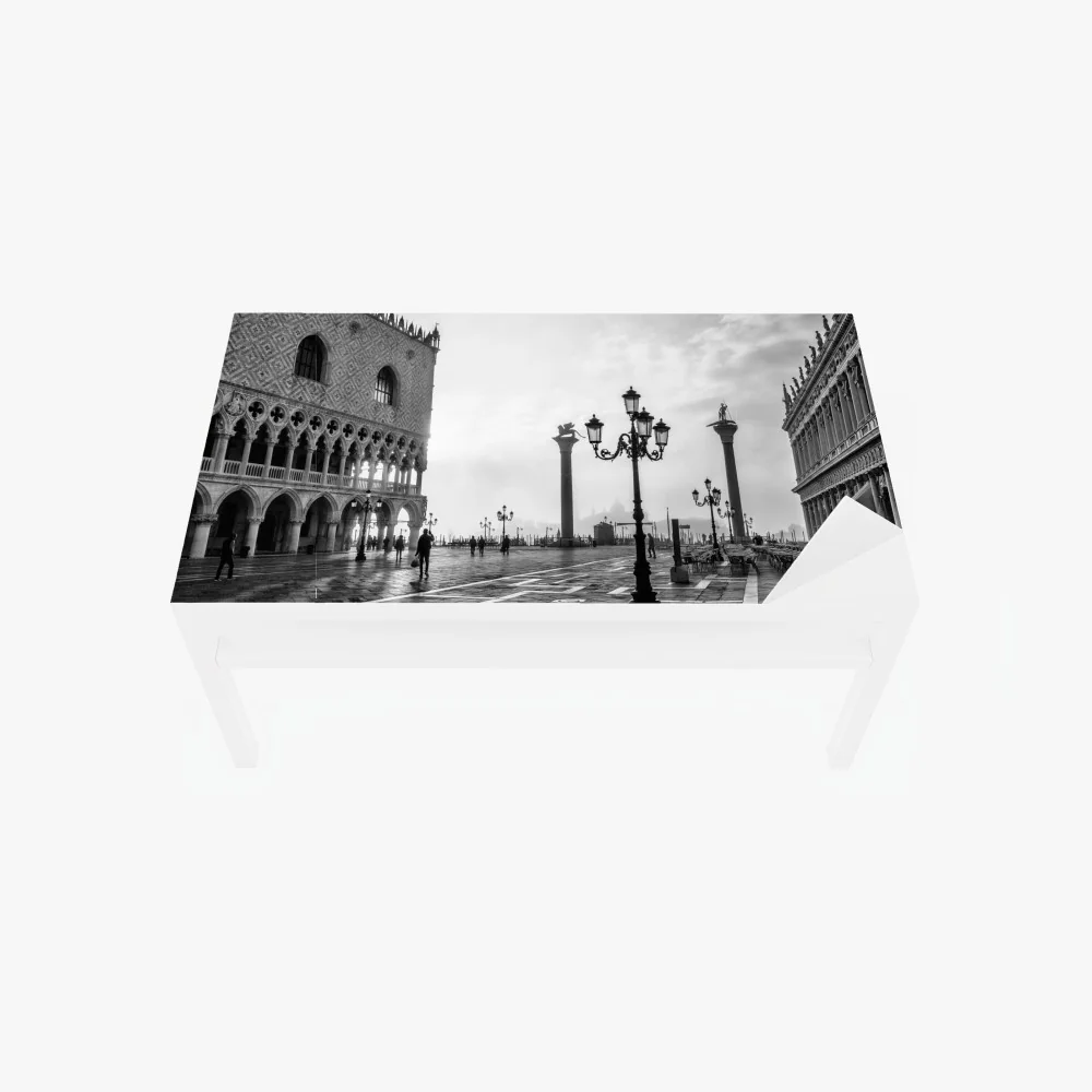 Tischaufkleber und Schreibtischaufkleber Markusplatz im nebel – Wallnifity® Tischaufkleber und Schreibtischaufkleber Markusplatz im nebel – Wallnifity®