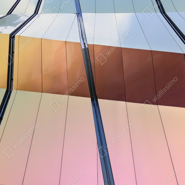 Tischaufkleber und Schreibtischaufkleber irisierende moderne fassade aus paneelen – Wallnifity® Tischaufkleber und Schreibtischaufkleber irisierende moderne fassade aus paneelen – Wallnifity®