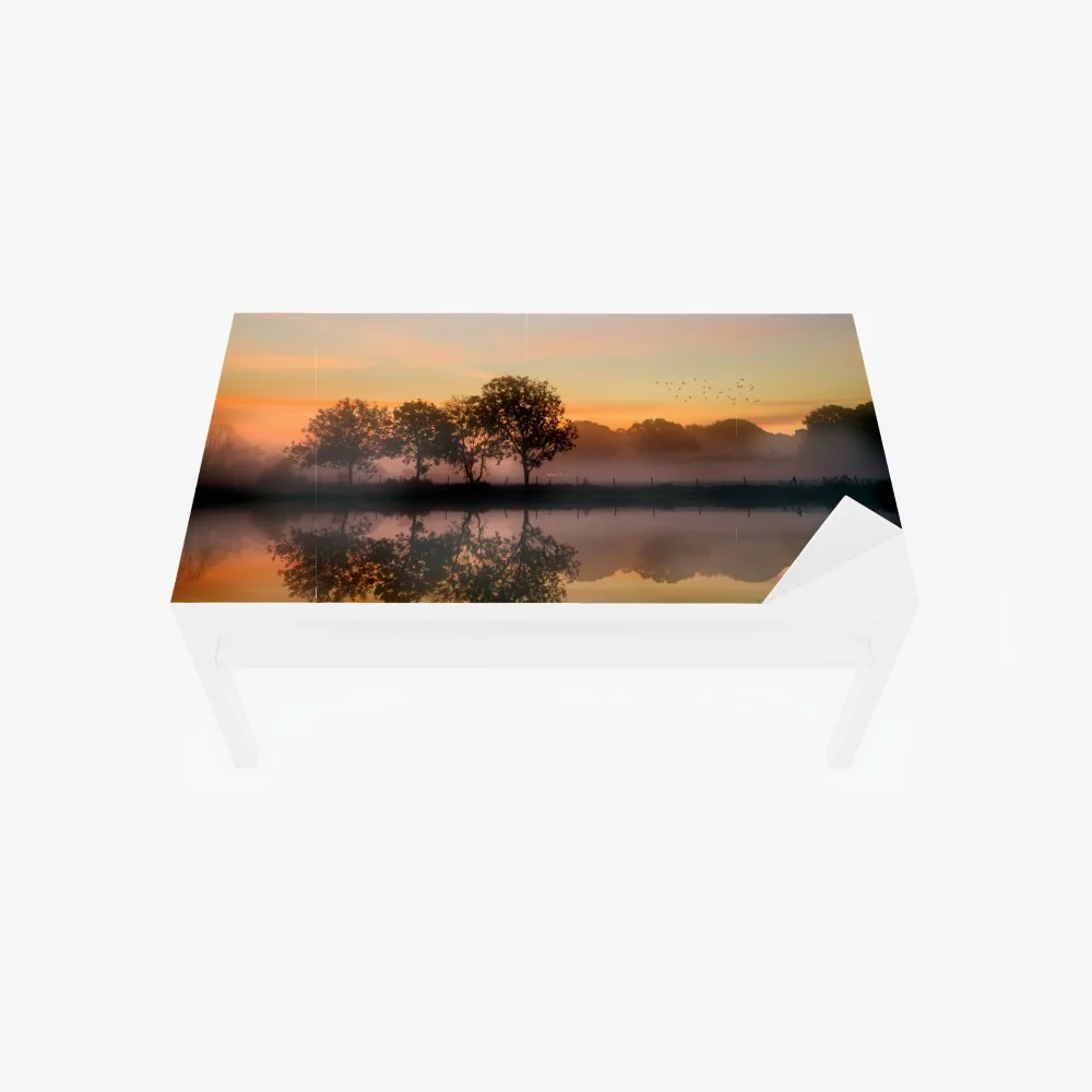 Tischaufkleber und Schreibtischaufkleber nebliger herbstlicher sonnenaufgang über Englischer landschaft – Wallnifity® Tischaufkleber und Schreibtischaufkleber nebliger herbstlicher sonnenaufgang über Englischer landschaft – Wallnifity®