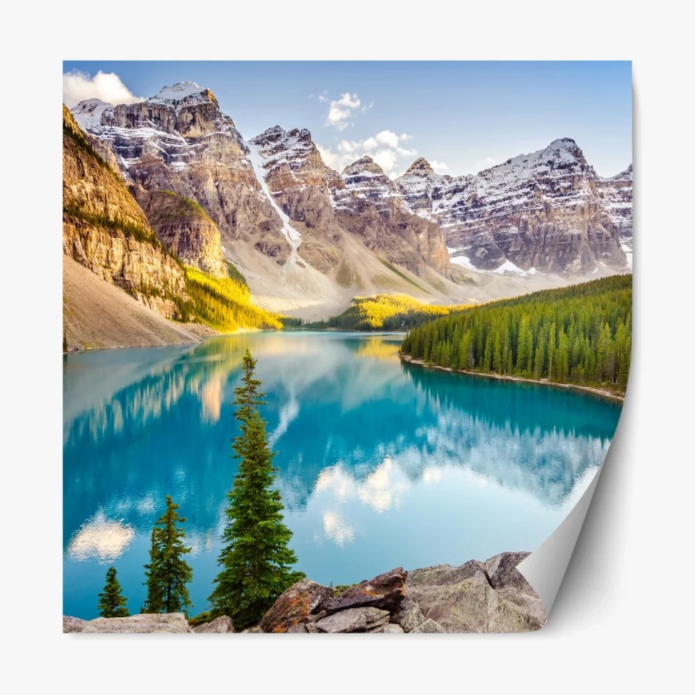 Repositionierbarer Aufkleber sonnenbeschienenes Moraine Lake bergpanorama – Wallnifity® Repositionierbarer Aufkleber sonnenbeschienenes Moraine Lake bergpanorama – Wallnifity®
