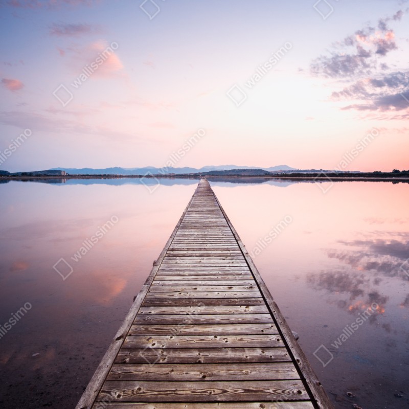 Repositionierbarer Aufkleber holzsteg zum horizont bei sonnenuntergang – Wallnifity® Repositionierbarer Aufkleber holzsteg zum horizont bei sonnenuntergang – Wallnifity®