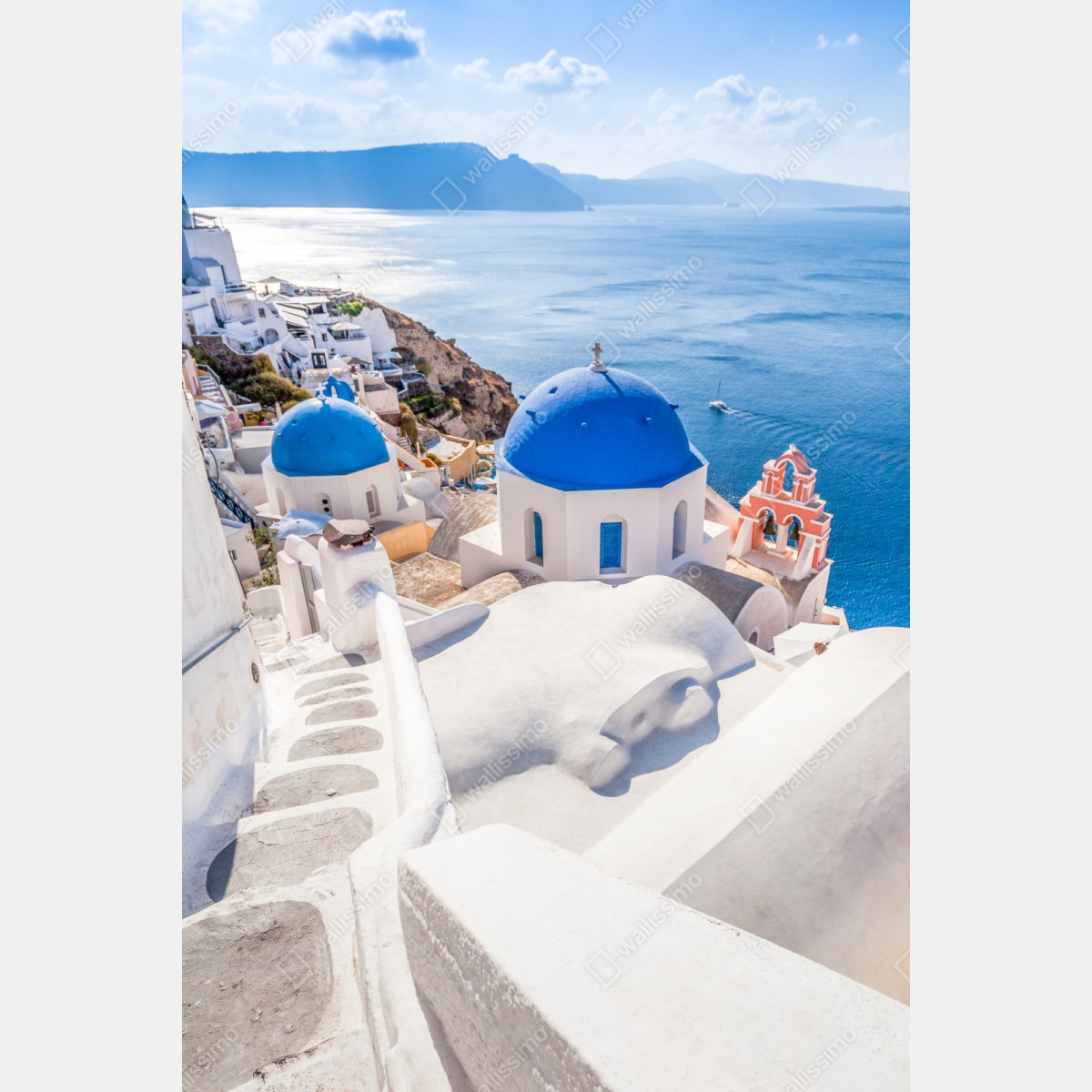 Repositionierbarer Aufkleber sonniges Santorini blaue kuppeln und meerblick – Wallnifity® Repositionierbarer Aufkleber sonniges Santorini blaue kuppeln und meerblick – Wallnifity®