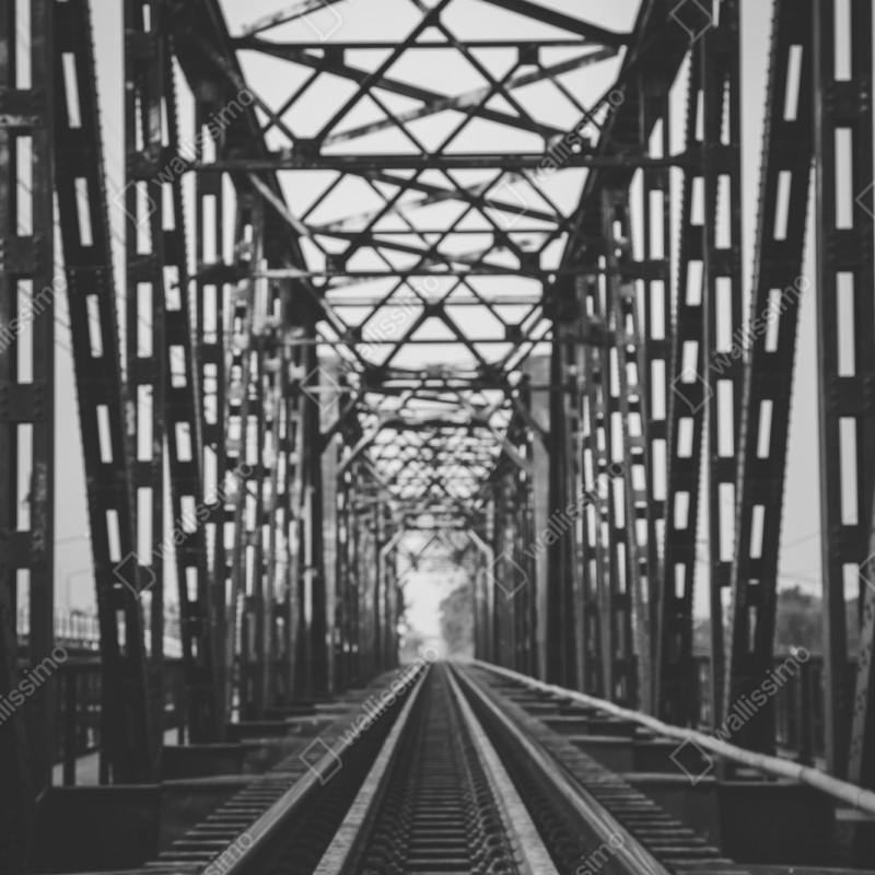 Repositionierbarer Aufkleber alte eisenbahnbrücke in schwarzweiß – Wallnifity® Repositionierbarer Aufkleber alte eisenbahnbrücke in schwarzweiß – Wallnifity®