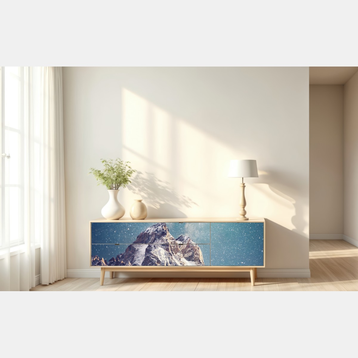 Repositionierbarer Aufkleber sternennacht über Ushba – Wallnifity® Repositionierbarer Aufkleber sternennacht über Ushba – Wallnifity®