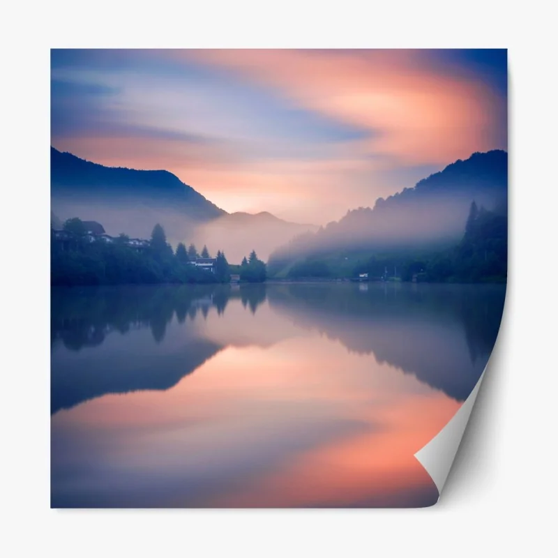 Repositionierbarer Aufkleber nebeliger bergsee bei dämmerung – Wallnifity® Repositionierbarer Aufkleber nebeliger bergsee bei dämmerung – Wallnifity®