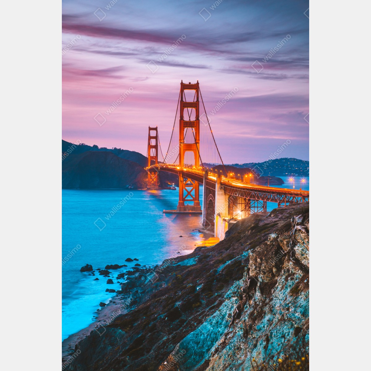 Repositionierbarer Aufkleber Golden Gate Bridge in der dämmerung, San Francisco – Wallnifity® Repositionierbarer Aufkleber Golden Gate Bridge in der dämmerung, San Francisco – Wallnifity®