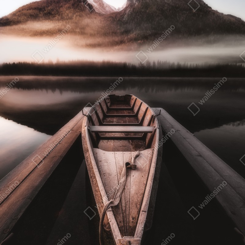 Repositionierbarer Aufkleber nebliges boot am bergsee – Wallnifity® Repositionierbarer Aufkleber nebliges boot am bergsee – Wallnifity®