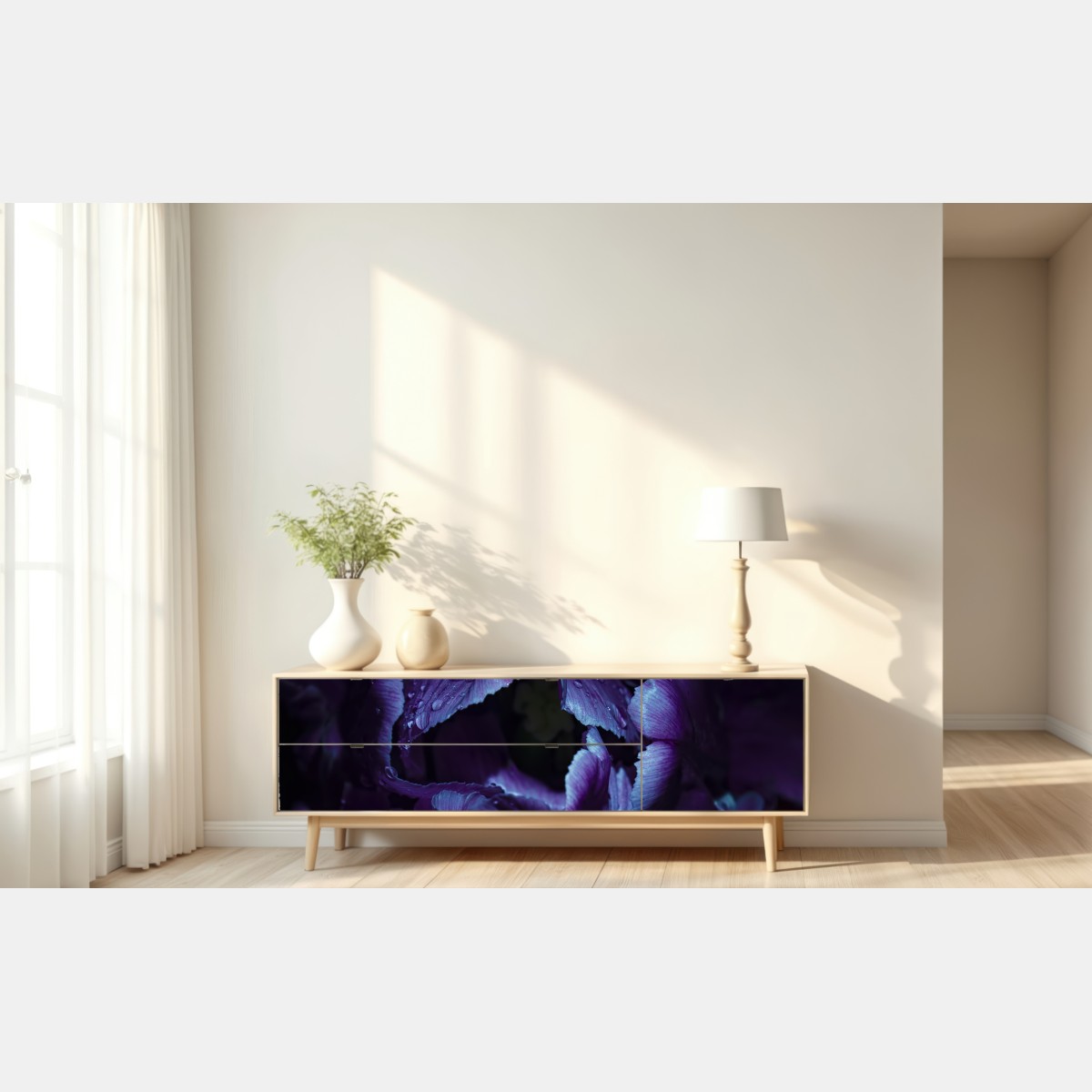 Repositionierbarer Aufkleber lila tulpe im ultravioletten licht – Wallnifity® Repositionierbarer Aufkleber lila tulpe im ultravioletten licht – Wallnifity®