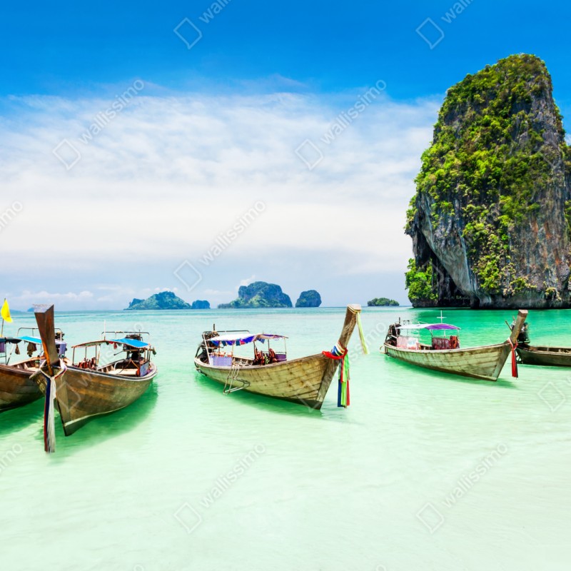 Repositionierbarer Aufkleber tropische longtail-boote am türkisfarbenen strand – Wallnifity® Repositionierbarer Aufkleber tropische longtail-boote am türkisfarbenen strand – Wallnifity®