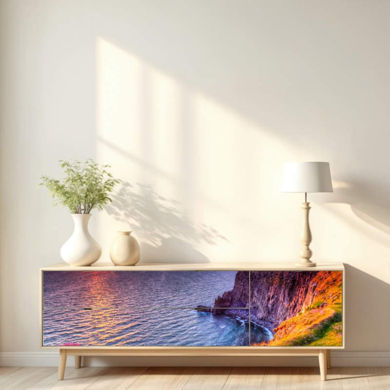 Repositionierbarer Aufkleber sonnenuntergang über zerklüfteten küstenklippen – Wallnifity® Repositionierbarer Aufkleber sonnenuntergang über zerklüfteten küstenklippen – Wallnifity®