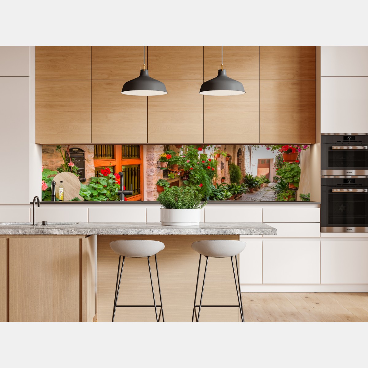 Repositionierbarer Aufkleber sonnige gasse in Italien mit blühenden töpfen – Wallnifity® Repositionierbarer Aufkleber sonnige gasse in Italien mit blühenden töpfen – Wallnifity®