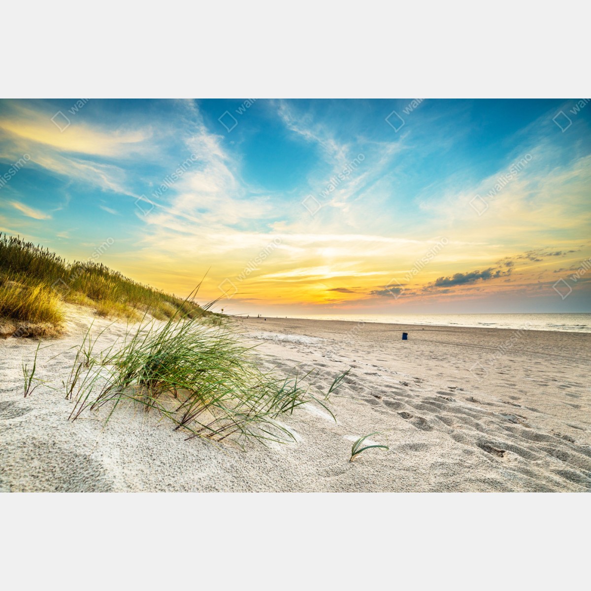 Repositionierbarer Aufkleber sonnenuntergang über ruhigen dünen – Wallnifity® Repositionierbarer Aufkleber sonnenuntergang über ruhigen dünen – Wallnifity®