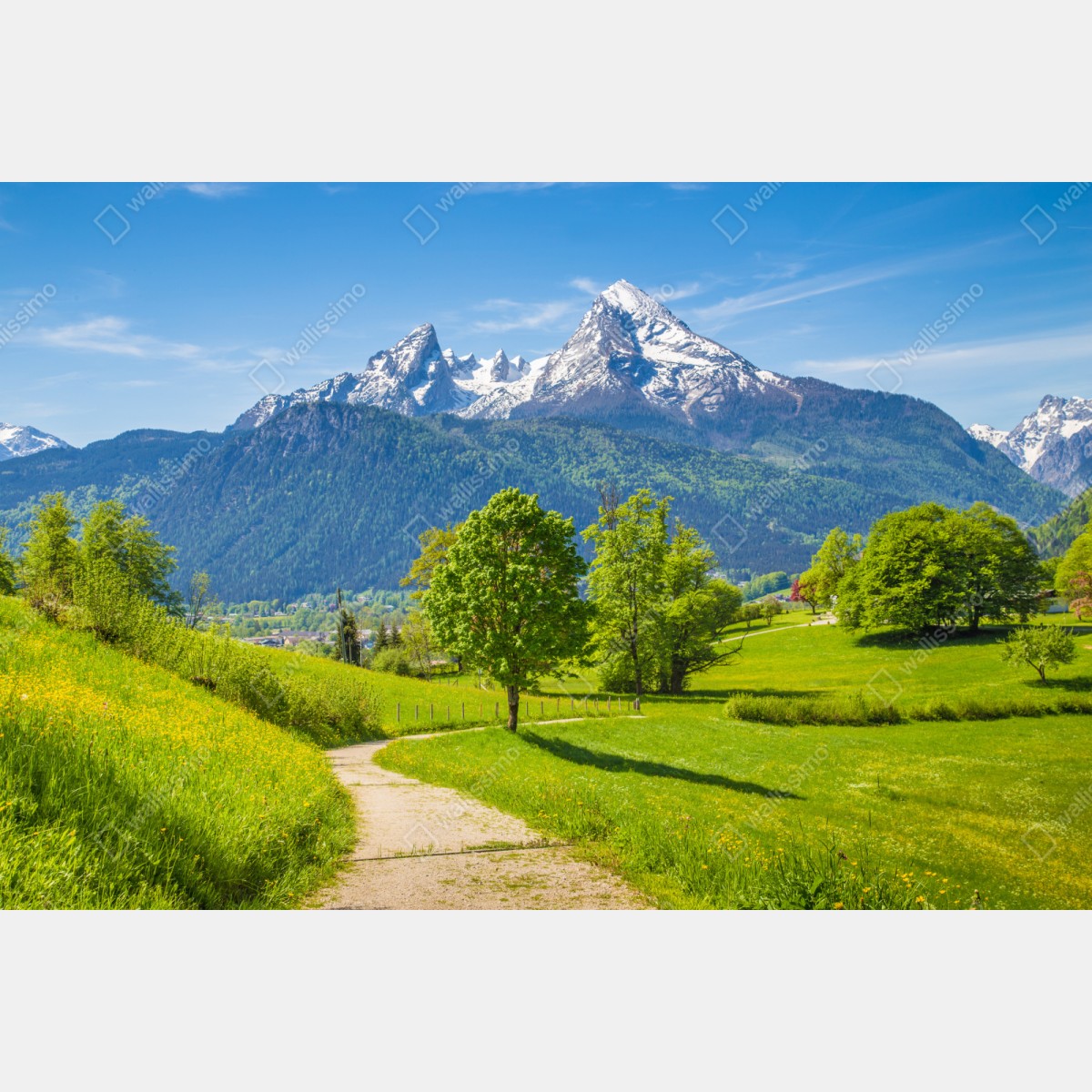 Repositionierbarer Aufkleber ruhige alpenwiese mit berggipfeln – Wallnifity® Repositionierbarer Aufkleber ruhige alpenwiese mit berggipfeln – Wallnifity®