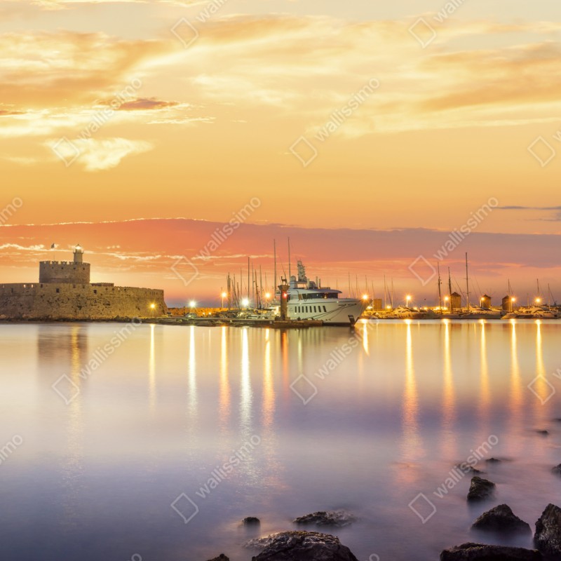Repositionierbarer Aufkleber festung Agios Nikolaos im Hafen Mandraki, Rhodos – Wallnifity® Repositionierbarer Aufkleber festung Agios Nikolaos im Hafen Mandraki, Rhodos – Wallnifity®