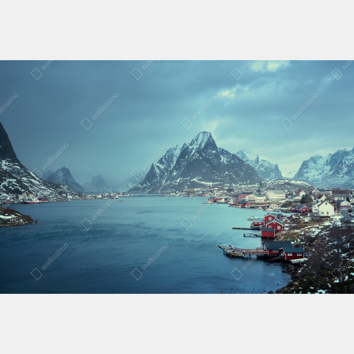 Repositionierbarer Aufkleber Reine winterlicher fjord in den Lofoten – Wallnifity® Repositionierbarer Aufkleber Reine winterlicher fjord in den Lofoten – Wallnifity®