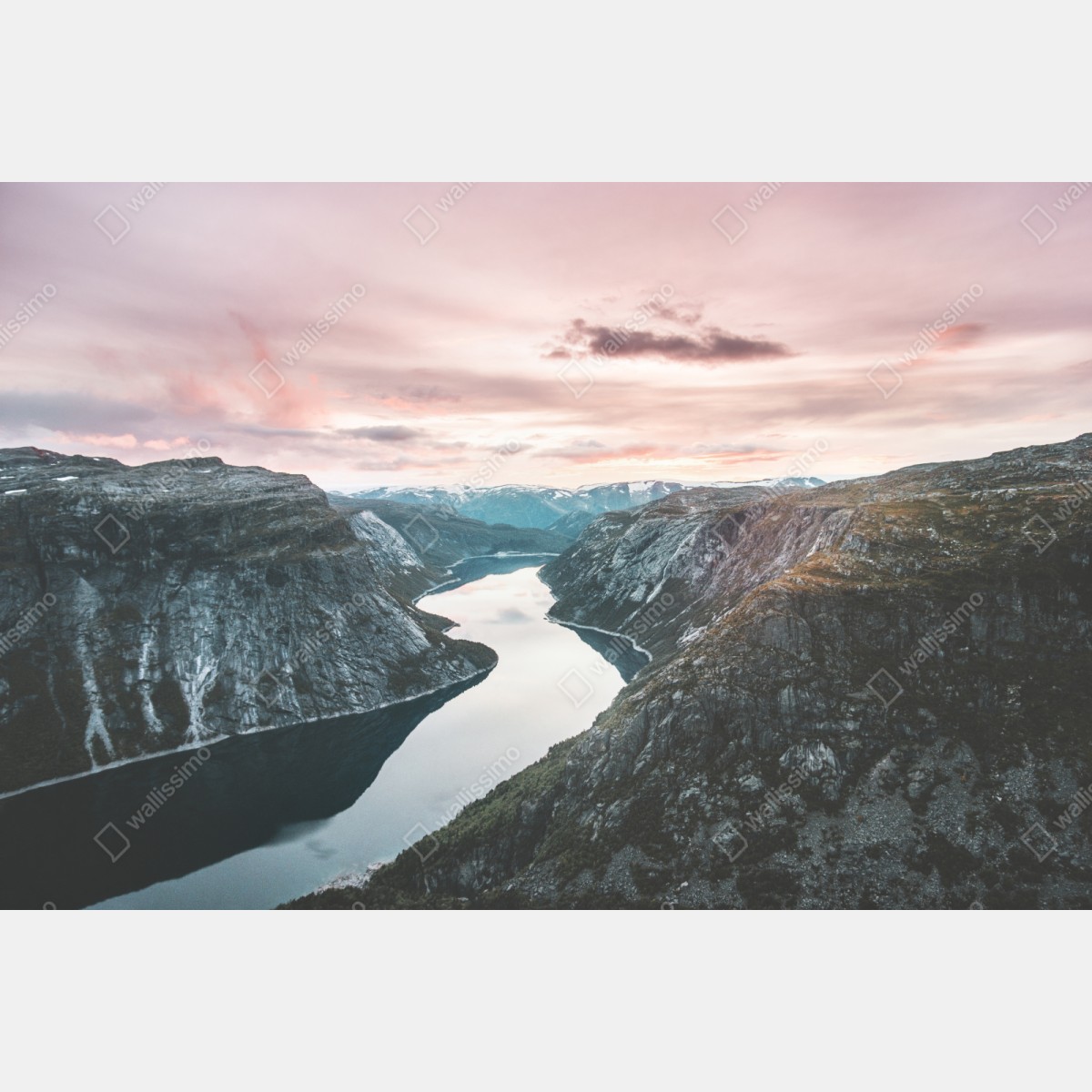 Repositionierbarer Aufkleber ruhiger fjord bei sonnenuntergang – Wallnifity® Repositionierbarer Aufkleber ruhiger fjord bei sonnenuntergang – Wallnifity®