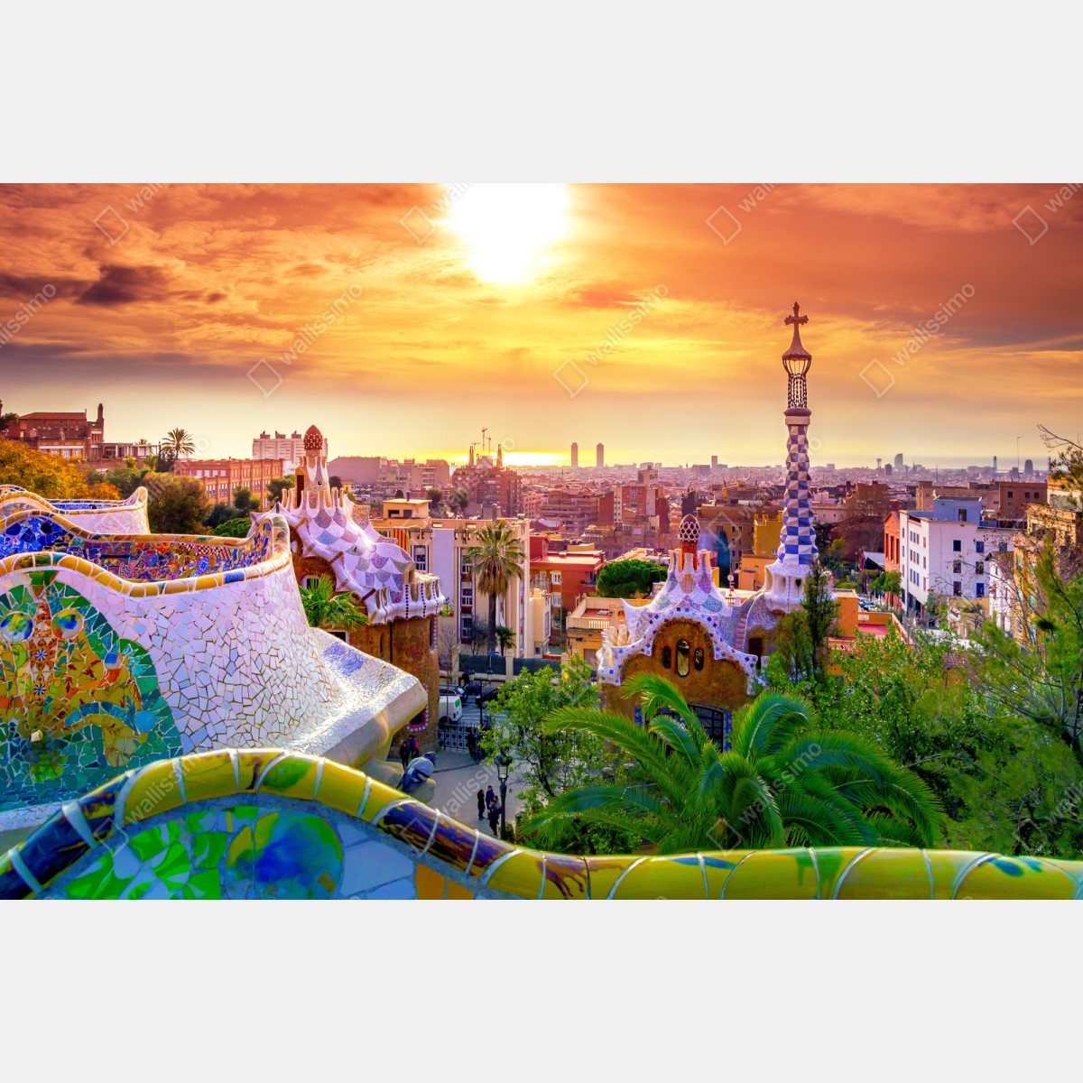 Repositionierbarer Aufkleber sonnenuntergang über Park Güell in Barcelona – Wallnifity® Repositionierbarer Aufkleber sonnenuntergang über Park Güell in Barcelona – Wallnifity®