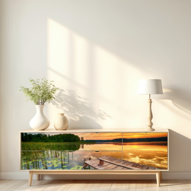 Repositionierbarer Aufkleber goldener sonnenaufgang über ruhigem see – Wallnifity® Repositionierbarer Aufkleber goldener sonnenaufgang über ruhigem see – Wallnifity®