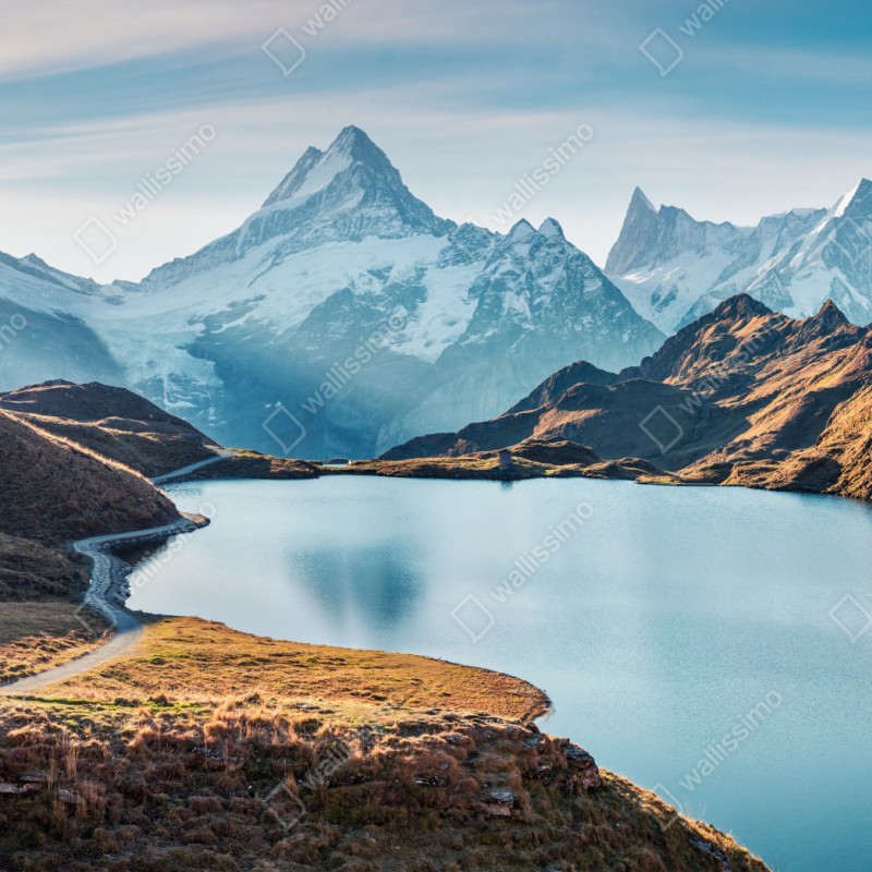 Repositionierbarer Aufkleber sonnenaufgang über Bachalpsee, Schweizer Alpen – Wallnifity® Repositionierbarer Aufkleber sonnenaufgang über Bachalpsee, Schweizer Alpen – Wallnifity®