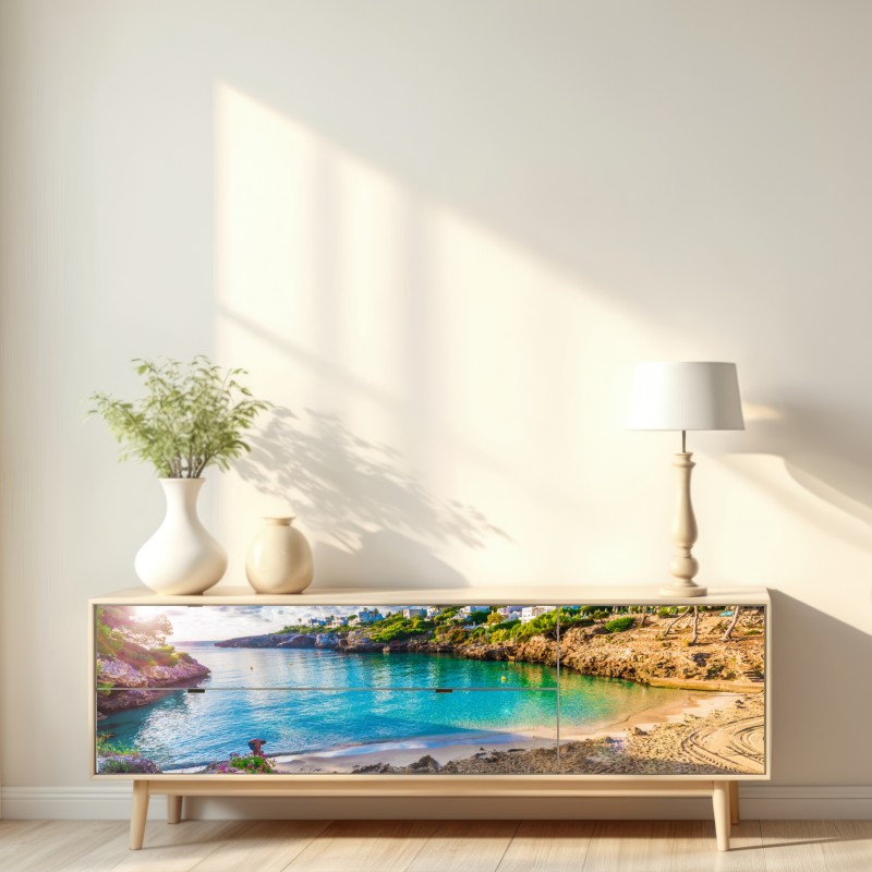 Repositionierbarer Aufkleber sonnige Cala Esmeralda türkisbucht – Wallnifity® Repositionierbarer Aufkleber sonnige Cala Esmeralda türkisbucht – Wallnifity®
