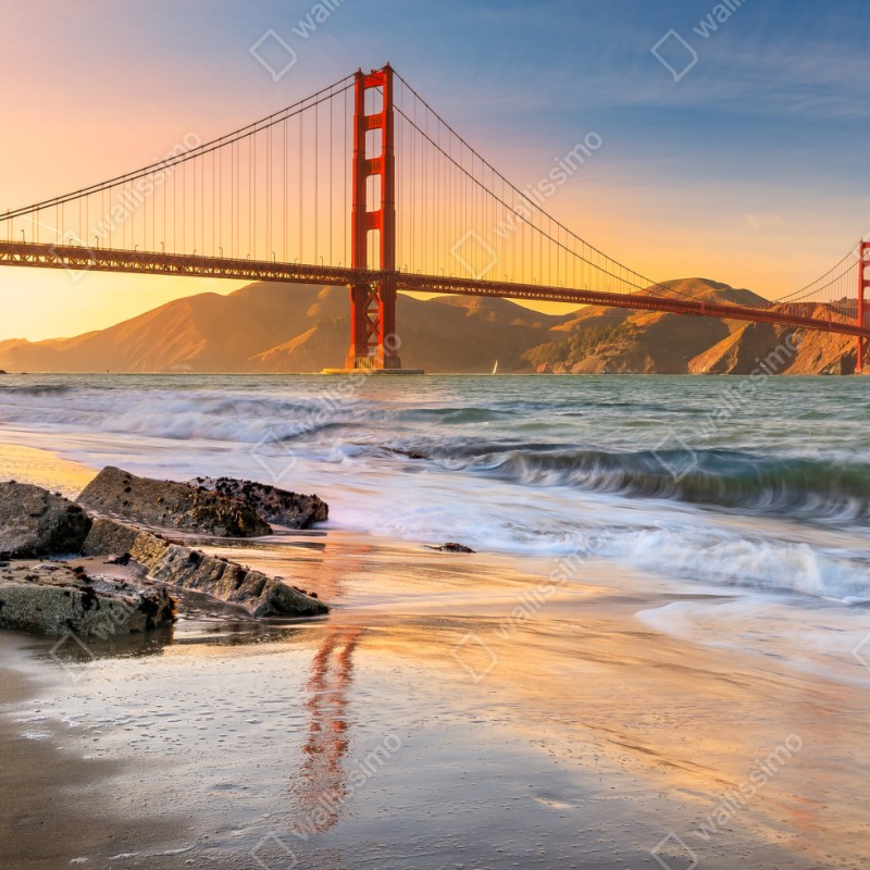 Repositionierbarer Aufkleber sonnenuntergang an der Golden Gate Bridge – Wallnifity® Repositionierbarer Aufkleber sonnenuntergang an der Golden Gate Bridge – Wallnifity®