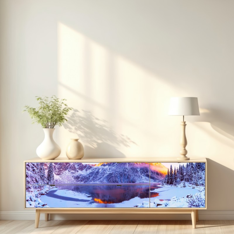 Repositionierbarer Aufkleber sonnenbeschienene berge über gefrorenem alpensee – Wallnifity® Repositionierbarer Aufkleber sonnenbeschienene berge über gefrorenem alpensee – Wallnifity®
