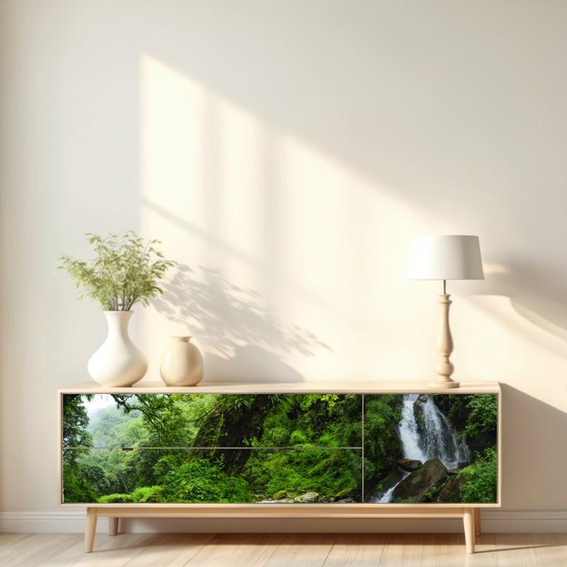Repositionierbarer Aufkleber üppiger grüner wasserfall im wald – Wallnifity® Repositionierbarer Aufkleber üppiger grüner wasserfall im wald – Wallnifity®