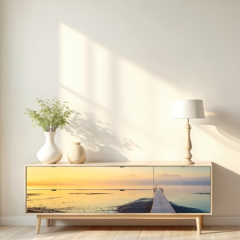 Repositionierbarer Aufkleber nebliger sonnenaufgang über holzsteg – Wallnifity® Repositionierbarer Aufkleber nebliger sonnenaufgang über holzsteg – Wallnifity®