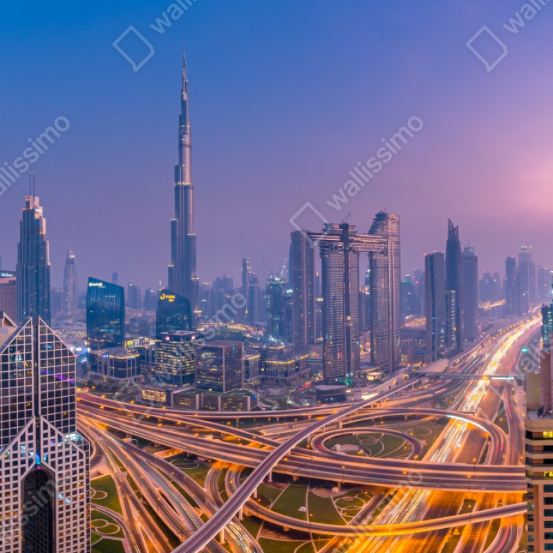 Repositionierbarer Aufkleber panoramablick auf Dubai bei dämmerung – Wallnifity® Repositionierbarer Aufkleber panoramablick auf Dubai bei dämmerung – Wallnifity®
