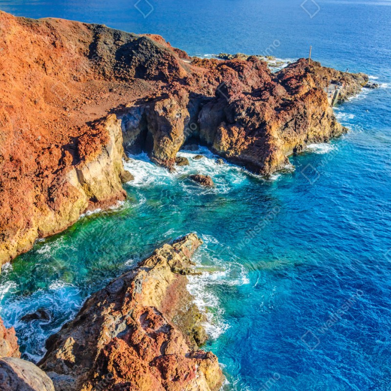 Schrankaufkleber dramatische klippen und türkisfarbenes meer bei Punto Teno, Teneriffa – Wallnifity® Schrankaufkleber dramatische klippen und türkisfarbenes meer bei Punto Teno, Teneriffa – Wallnifity®