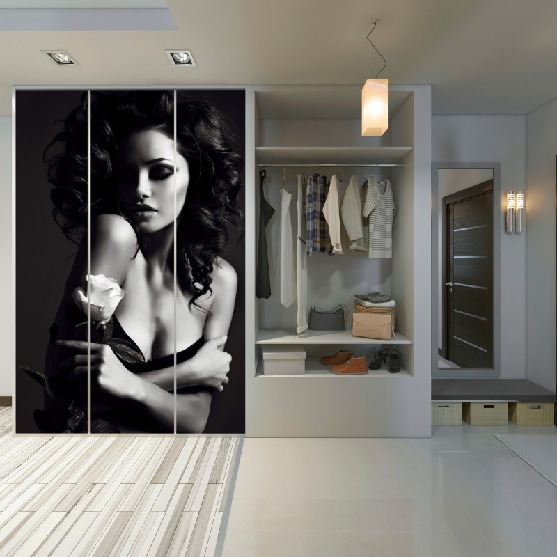 Schrankaufkleber sinnliches schwarzweiß-porträt mit rose – Wallnifity® Schrankaufkleber sinnliches schwarzweiß-porträt mit rose – Wallnifity®