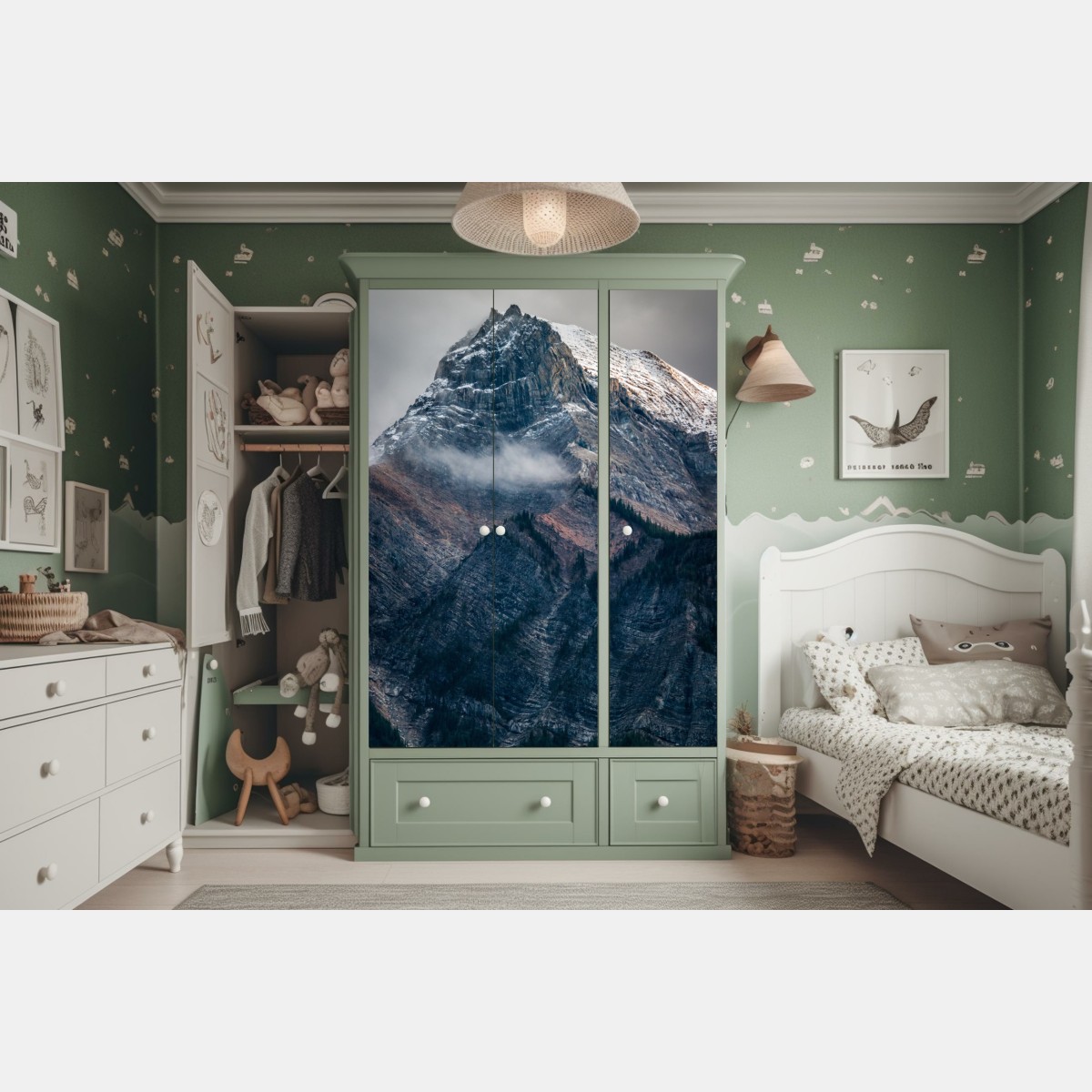 Schrankaufkleber dramatischer alpiner gipfel im nebel – Wallnifity® Schrankaufkleber dramatischer alpiner gipfel im nebel – Wallnifity®