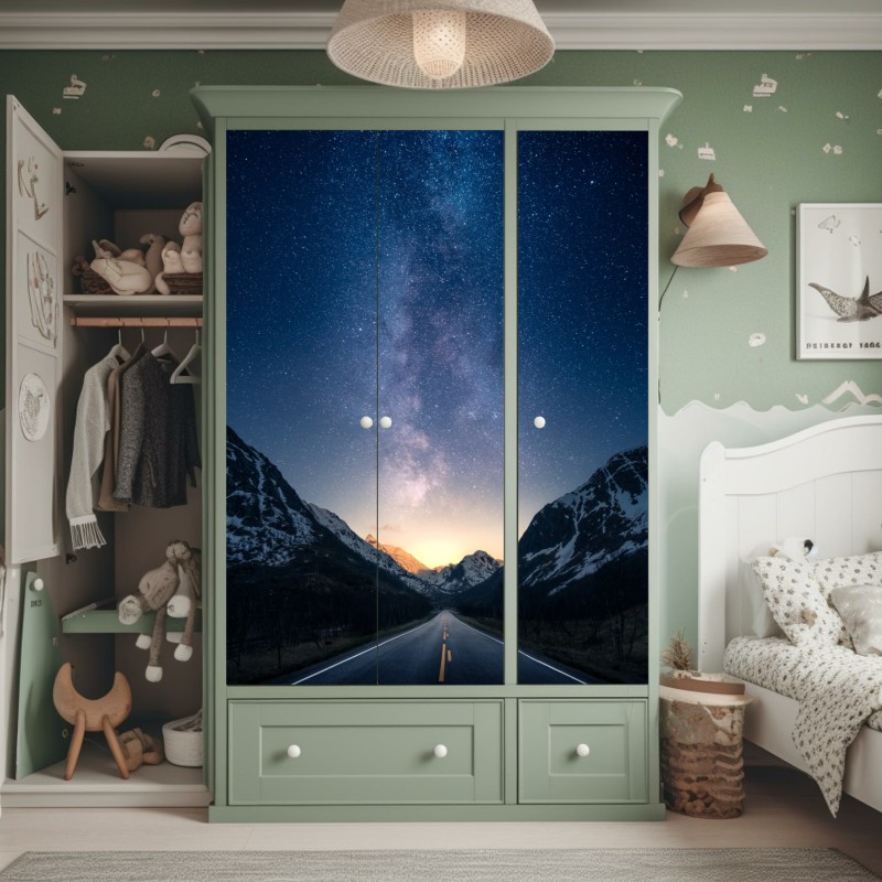 Schrankaufkleber sonnendurchfluteter waldbach mit moosbedeckten steinen – Wallnifity®