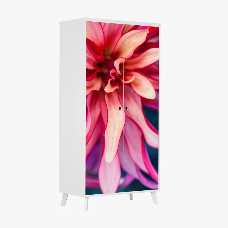 Schrankaufkleber leuchtende rosa fassade mit blauer tür – Wallnifity®