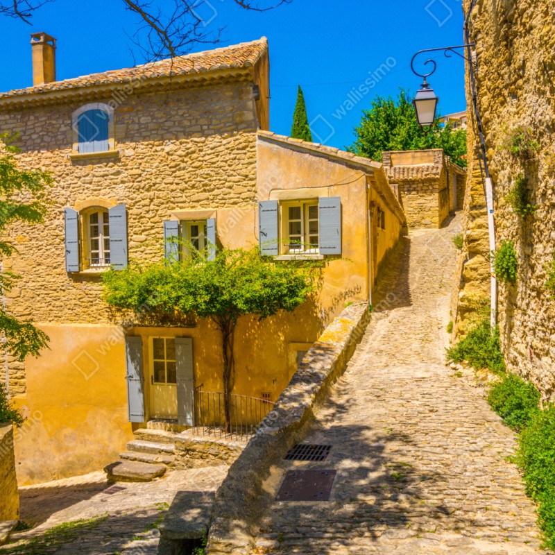 Schrankaufkleber sonnige kopfsteinpflastergasse – Wallnifity® Schrankaufkleber sonnige kopfsteinpflastergasse – Wallnifity®