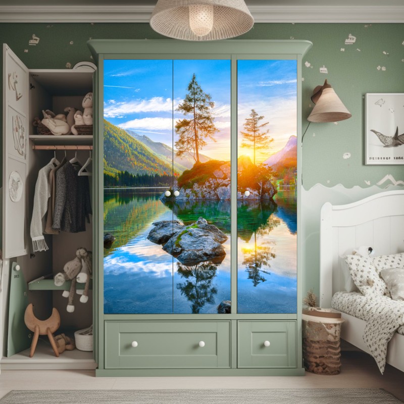 Schrankaufkleber sonnenbeleuchtete felsinsel am Hintersee – Wallnifity®