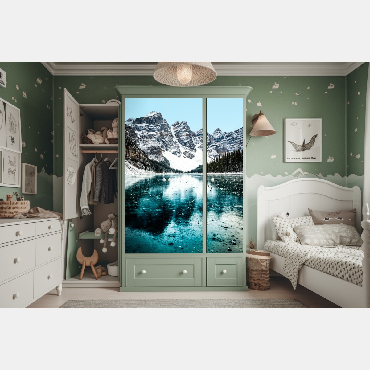 Schrankaufkleber eisiger türkissee mit bergreflexion – Wallnifity® Schrankaufkleber eisiger türkissee mit bergreflexion – Wallnifity®