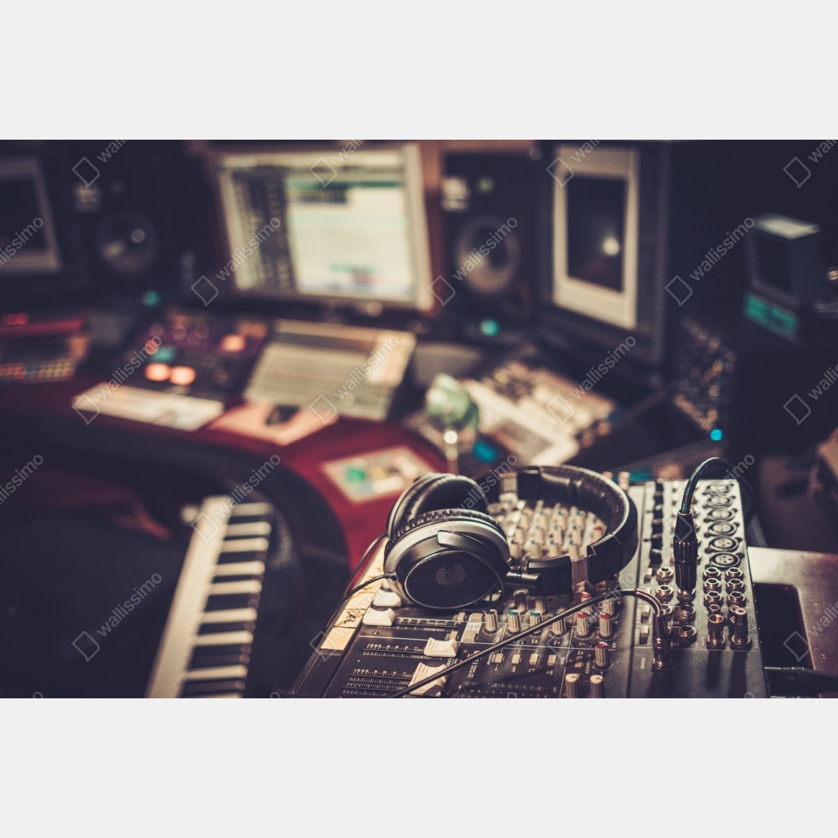 Schrankaufkleber vintage aufnahmestudio am mischpult – Wallnifity® Schrankaufkleber vintage aufnahmestudio am mischpult – Wallnifity®