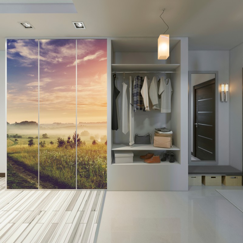 Schrankaufkleber nebeliger sonnenaufgang über einer ländlichen wiese – Wallnifity® Schrankaufkleber nebeliger sonnenaufgang über einer ländlichen wiese – Wallnifity®