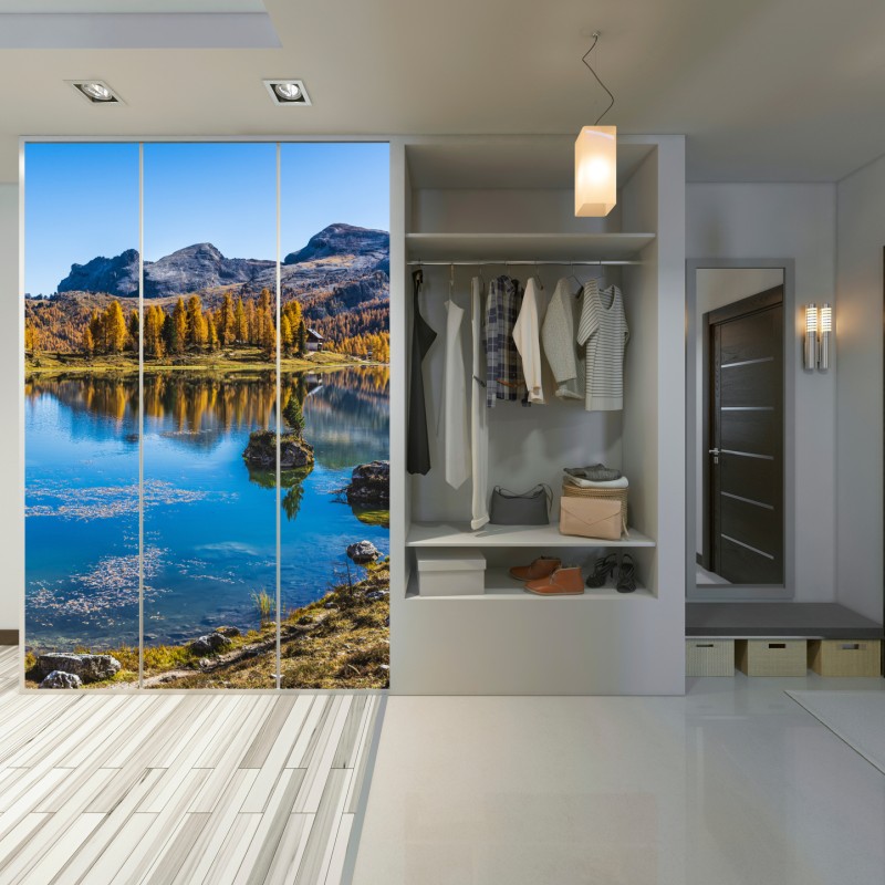 Schrankaufkleber herbstlicher alpensee mit bergreflexion – Wallnifity® Schrankaufkleber herbstlicher alpensee mit bergreflexion – Wallnifity®