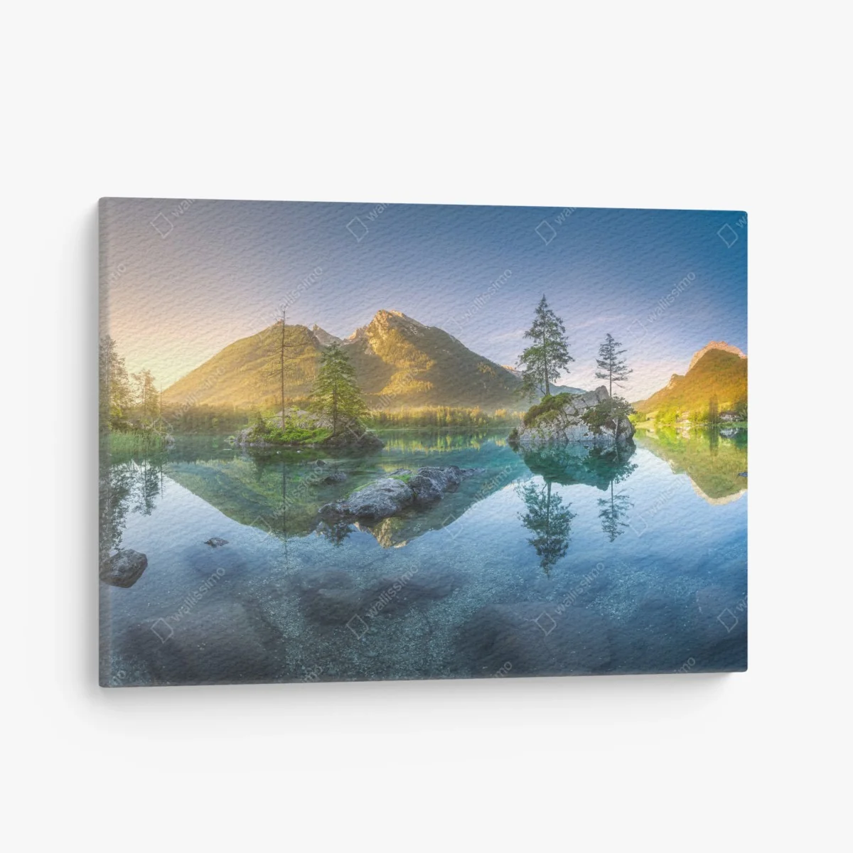 Leinwandbild alpensee bei sonnenaufgang mit spiegelnder reflexion – Wallnifity®